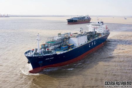 新年新船型！江南造船交付首制22000方乙烯运输船