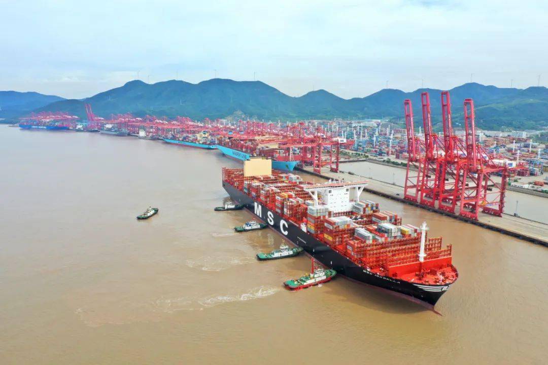 中国在集装箱港口业务上到底有多强？全球10大占7席！