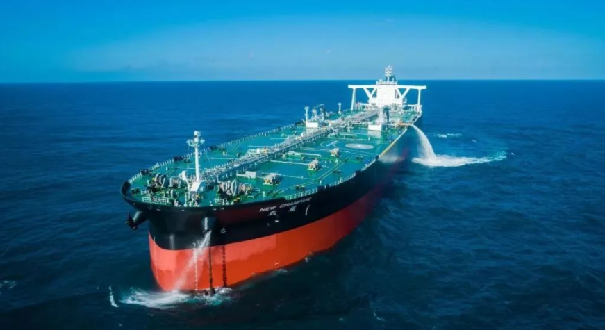 油轮折了不要紧, “干散货+集运”齐开花！——招商轮船2021年净利36亿元，同比增20%