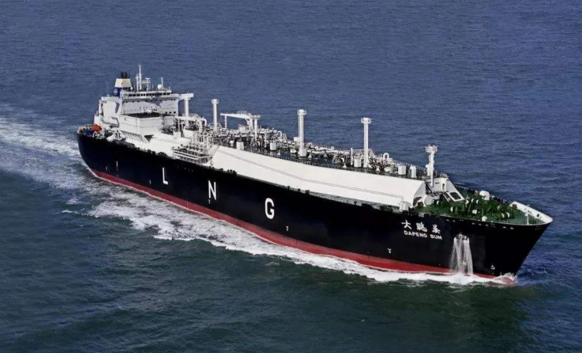 讲述 | 打破老外垄断，中国首位LNG船长！——李军