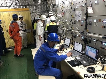 招商工业海门基地8万吨半潜打捞工程船完成主发电机组综合试验节点