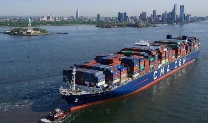 美国两港口拟收取“集装箱不平衡费”