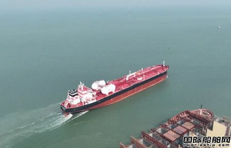 广船国际建造第3艘11万吨LNG双燃料油船交付启航