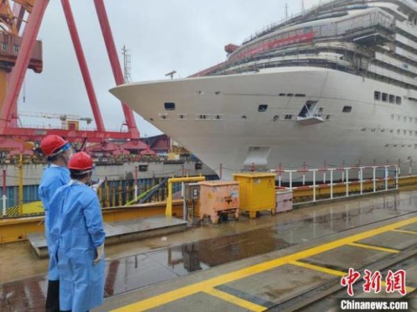 今年前8个月上海累计出口船舶数量同比增四成