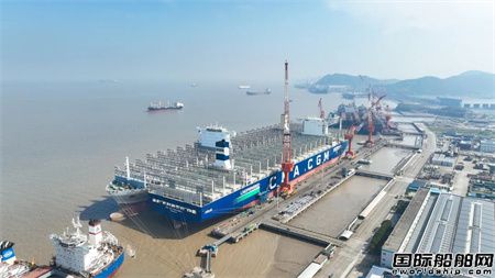 舟山中远海运重工修船业务再次迎来小高峰
