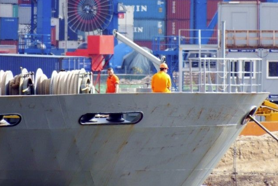 ILO-IMO通过关于解决海员遗弃问题的指南