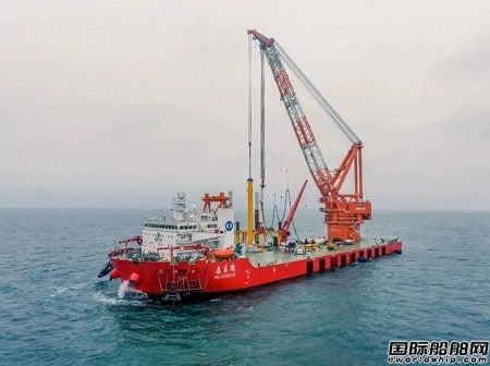 国内首艘起重+运输一体化深远海风电施工船“乌东德”号首秀