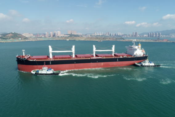 61056吨Ultramax型散货船“鼎泽”轮5月底开拍（附勘验报告）