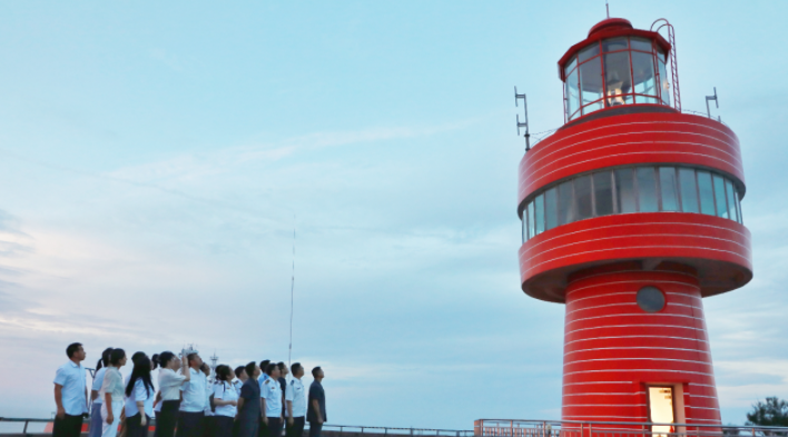 温州航标处组织开展“点亮祖国灯塔 守护蓝色海疆”万里东海红色纵贯线迎“七一”活动
