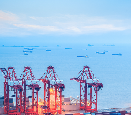 海关总署推出12条措施，助力京津冀打造世界级港口群