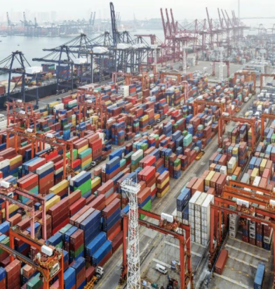 招商港口集装箱吞吐量1.8亿TEU 全球布局50个港口跻身世界第一方阵