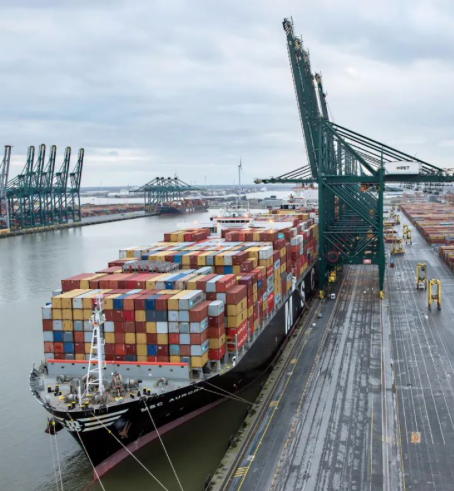 一港口被判向码头运营商赔3.2亿