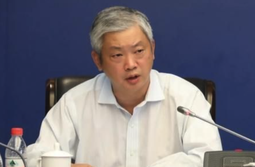 中远海特董事长陈威辞职