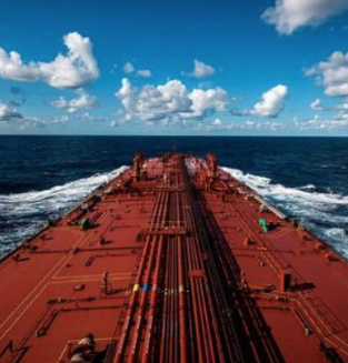 红海船舶袭击导致非洲各地原油和燃料价格上涨 47%