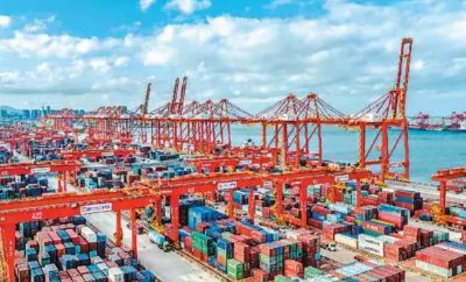 中国外贸海运量全球占比超三成