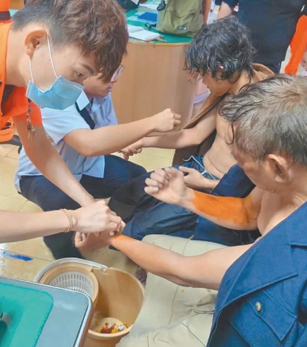 沉没货轮船长已不幸遇难...4船员生死未卜