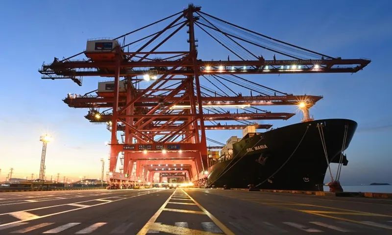 美国这次又盯上了中国起重机
