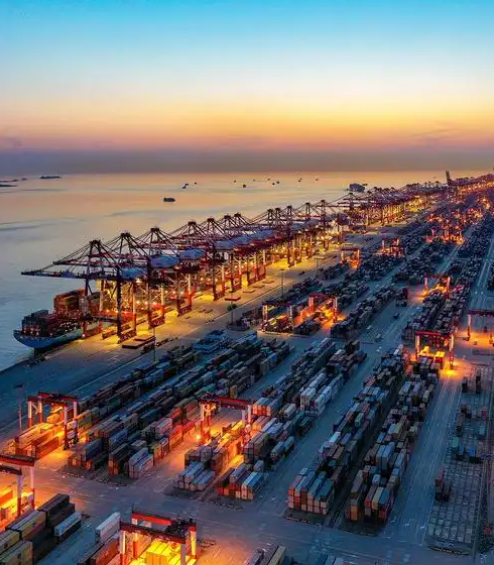 海关发布：前10个月进出口增长5.2%