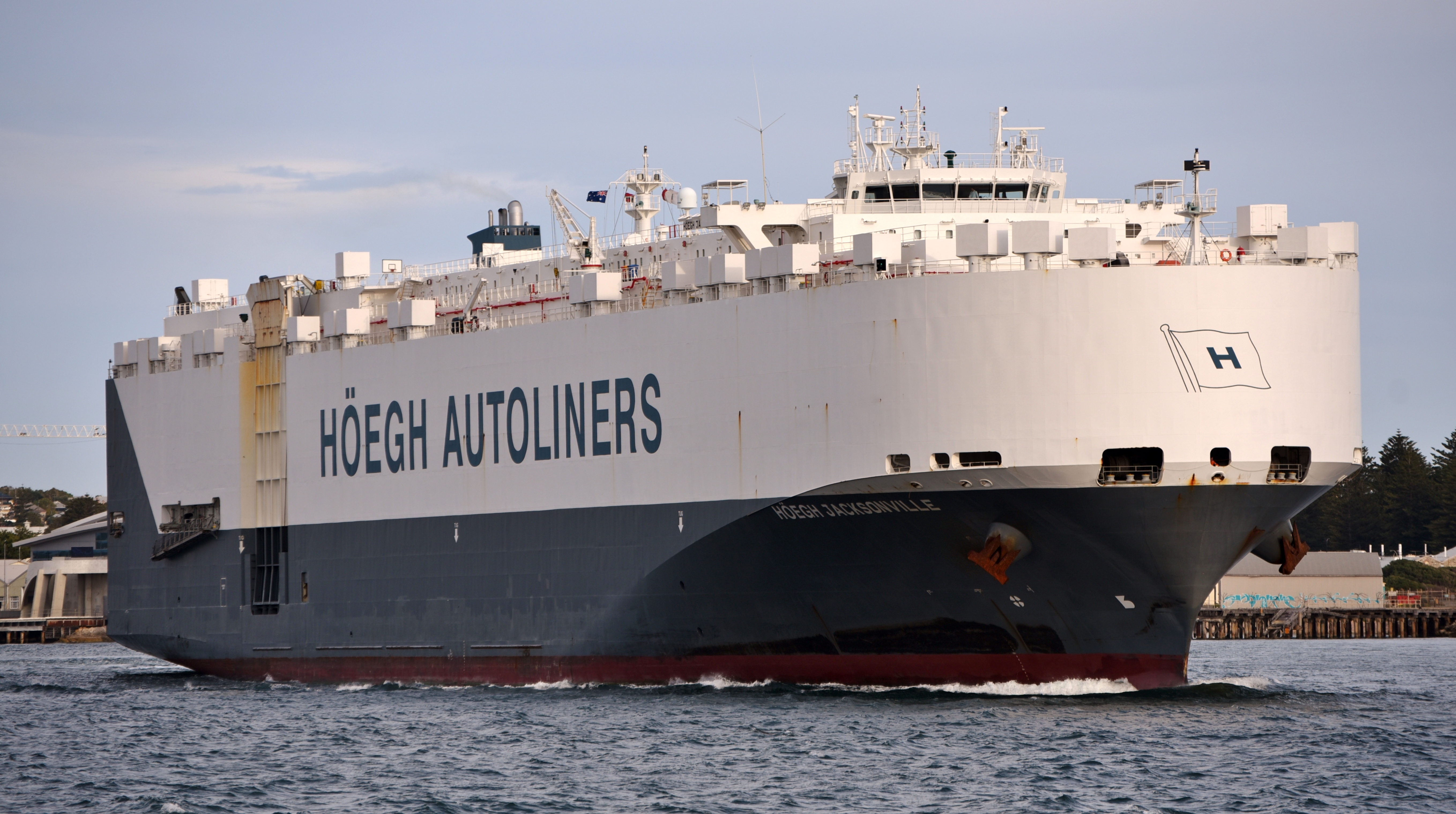 Höegh_Jacksonville,_Fremantle,_2018_(02).jpg