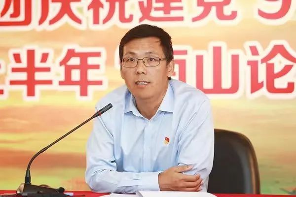 辽港股份董事长王志贤退休