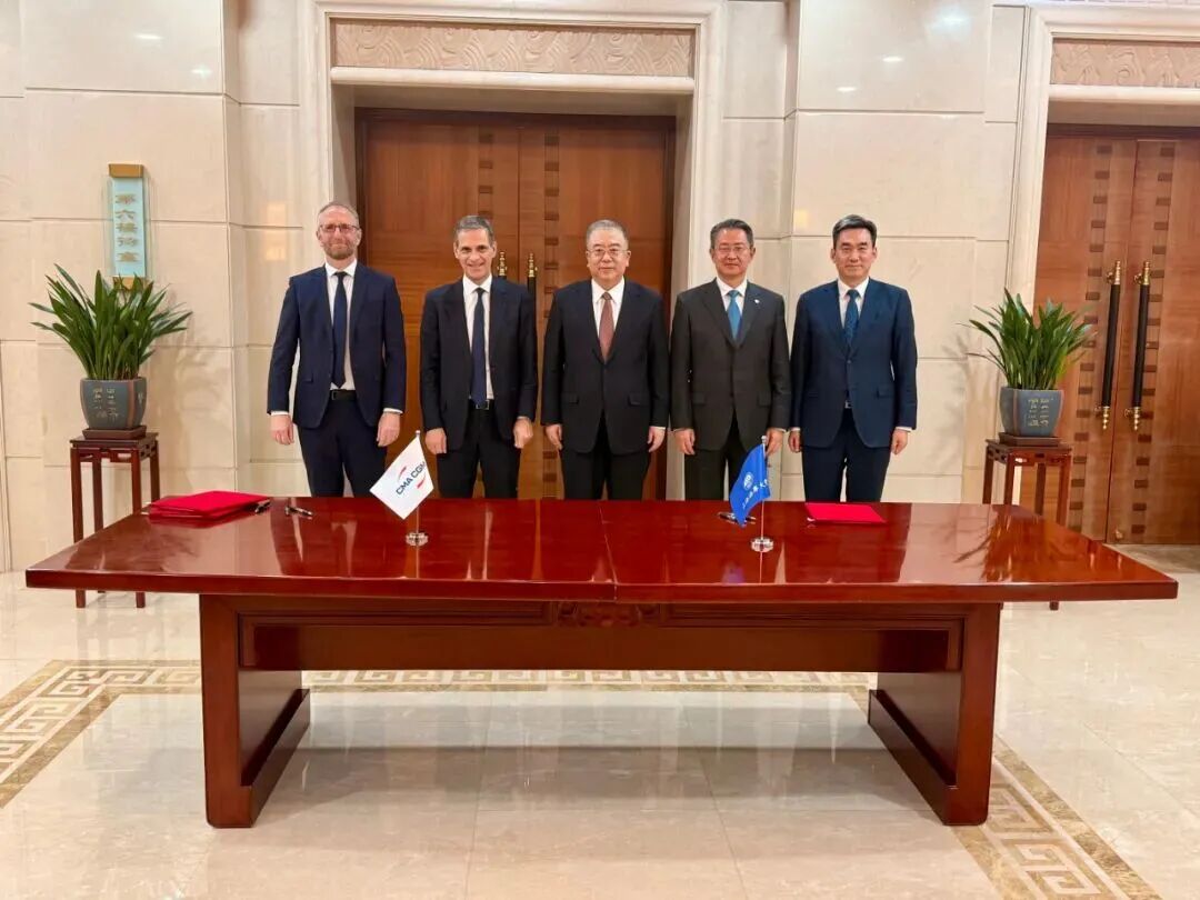 达飞集团与大连海事大学、上海海事大学达成战略合作