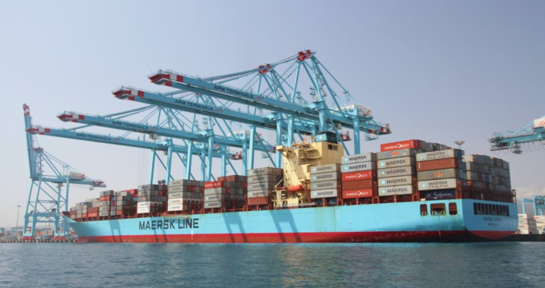 美国或对西班牙船只关闭港口？