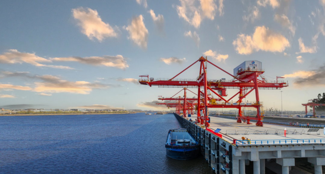 河南内河航运迈入“百万标箱”时代