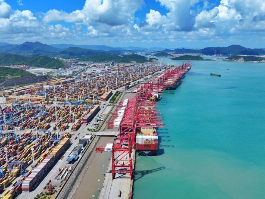 宁波舟山港：2025年营收净利双增 集装箱吞吐量破5296万标箱