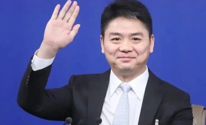 豪掷50亿！刘强东进军游艇业，圆自己的“船长”梦