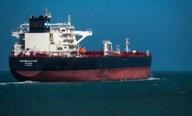 油价又要变天？特朗普：美军出动护航