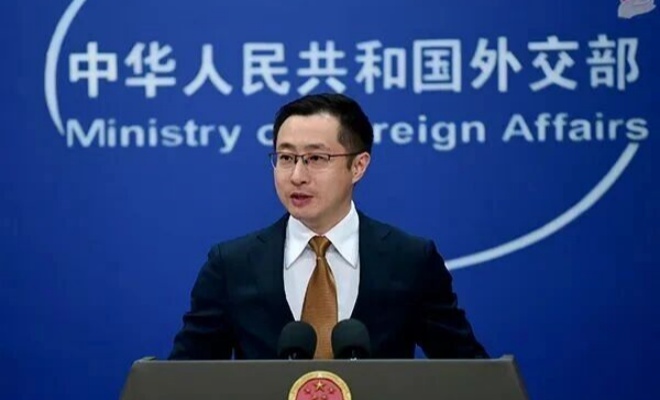 外交部证实，霍尔木兹海峡遇袭船上有中国籍船员