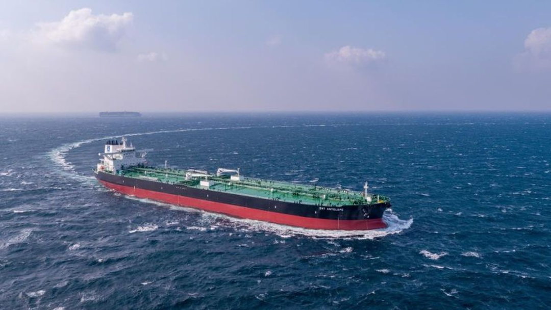 12.2亿美元吞下9艘中国造VLCC！