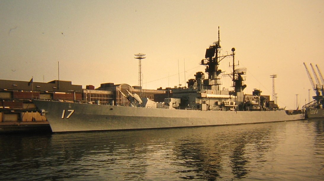 USS Harry E. Yarnell