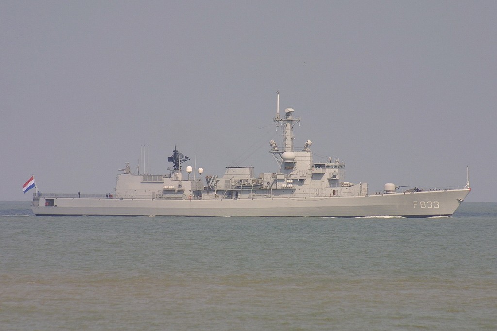 F833 HMNLS VAN NES