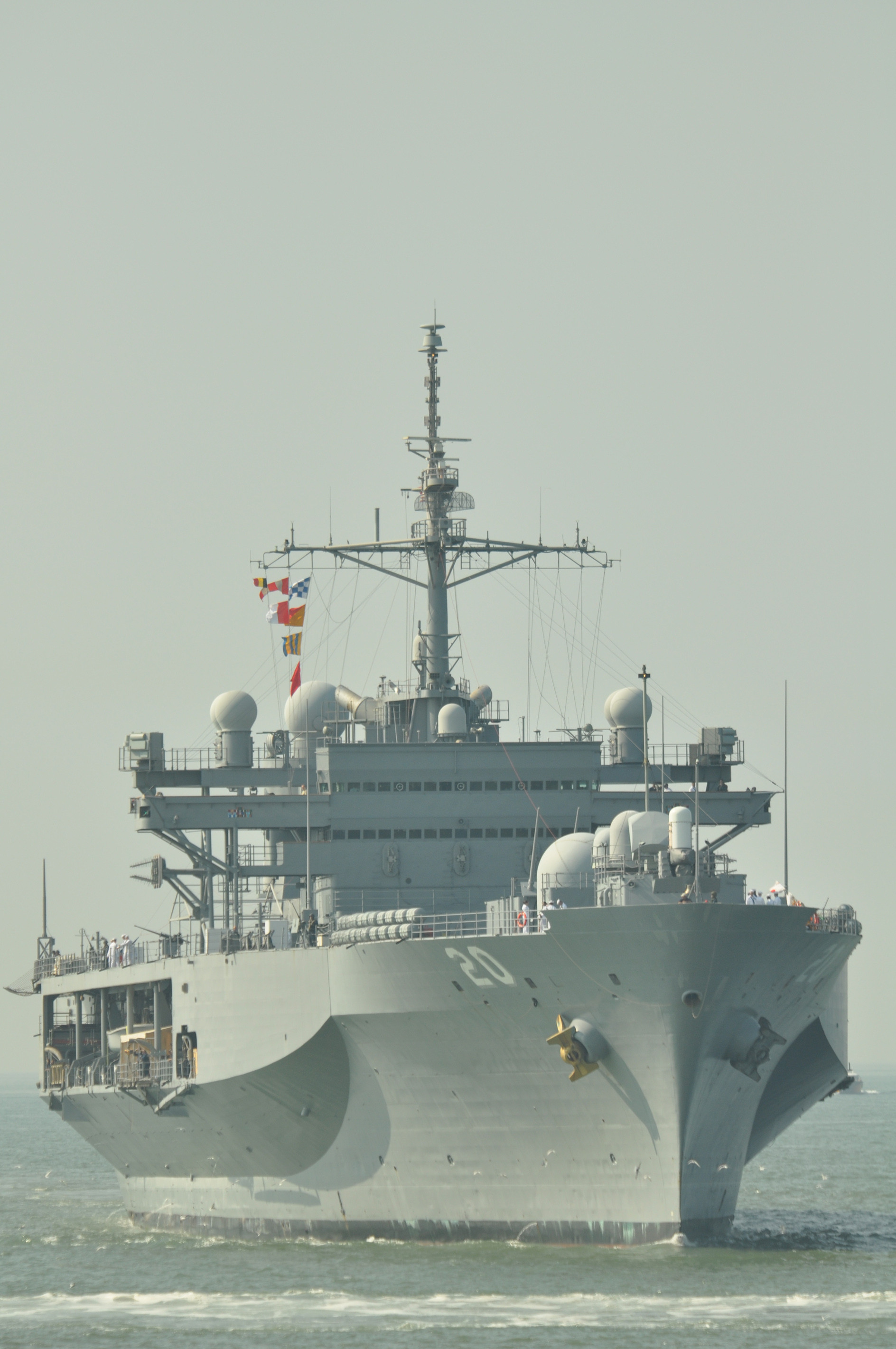 LCC 20 USS MOUNT WHITNEY